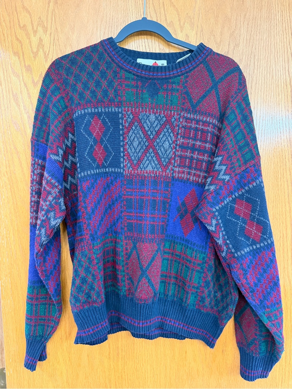 Men's Crewneck Patchwork Knit Sweater - Burgundy/Green/Blue